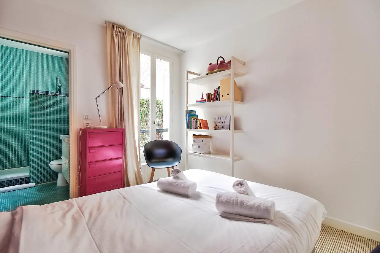 Apartment Mouton Duvernet Paris